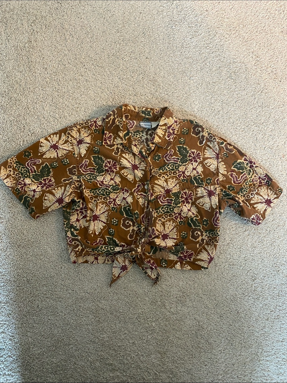 Vintage 70’s Floral Tie-Waist button down crop
